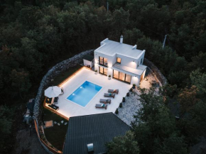 Villa Moretto with private swimming pool and jacuzzi